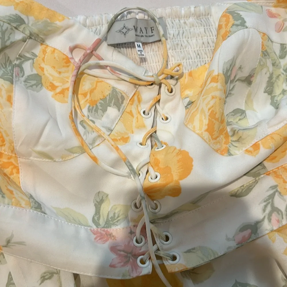 WAYF yellow floral two piece set - Picture 2 of 5